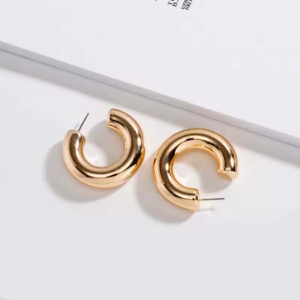 18k Gold Plated Chunky Hoop Earrings - Picture 2 of 3